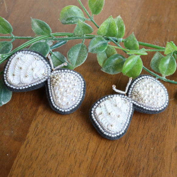 オートクチュール刺繍　キャンドルブローチ オートクチュール刺繍キャンドルブローチ