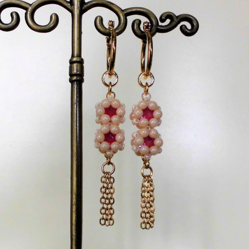 OT062-3 ピアスorイヤリングの着せ替えパーツ_スワロフレーミング