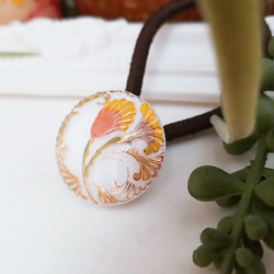 チェコガラスボタンのアンティーク風なアールデコ風お花ヘアゴム 2枚目の画像