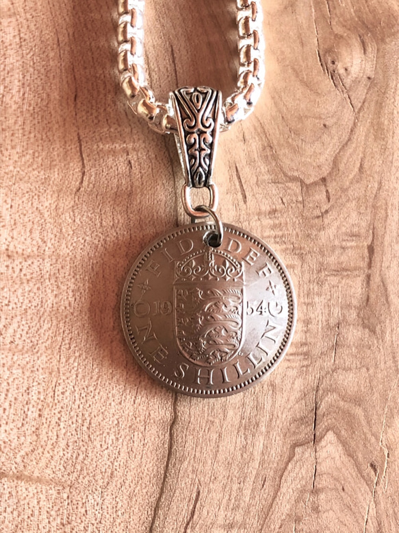 イギリス硬貨　  コイン ペンダント　９２５Silver 銀 ネックレス　 1枚目の画像
