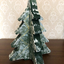 木　クリスマスツリー　グリーン　雪と飾り付き  *送料無料* 2枚目の画像