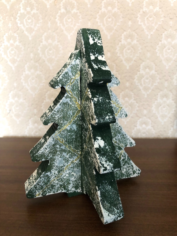 木　クリスマスツリー　グリーン　雪と飾り付き  *送料無料* 2枚目の画像