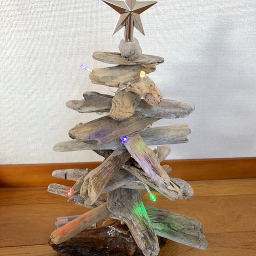 流木 クリスマスツリー 45cm x 25cm x 20cm その他インテリア雑貨 DnR Originals 通販｜Creema(クリーマ)  6457581