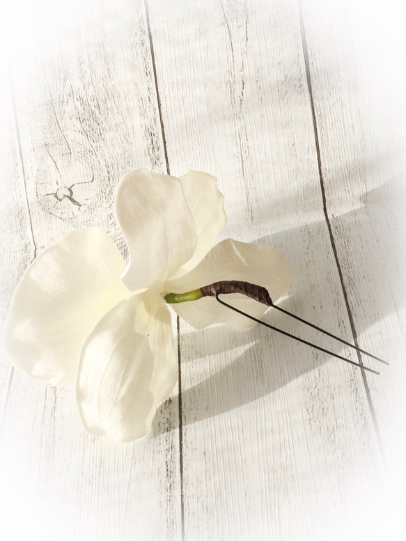 胡蝶蘭の髪飾り　 2枚目の画像
