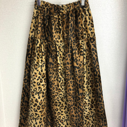 ヒョウ柄ファー付きフレアスカート ヒョウ柄 フェイクファーフレアロングスカート/レオパード ロング