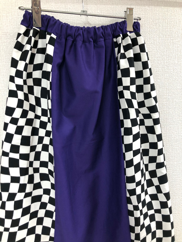 ウェーブチェッカーフラッグ ×パープル　コットン スリットロングスカート 4枚目の画像