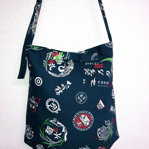☆Ｎｏ．1157ハンドメイド 和柄 前掛け トート ショルダー バッグ 麒麟 酒屋 和柄 2wayショルダートートバッグ:ネイビー ショルダー