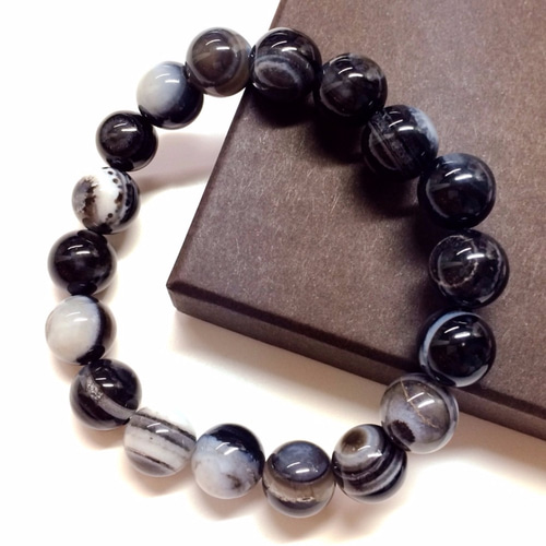 ブラックアゲート(黒縞瑪瑙)/パワーストーン/天然石/手作り