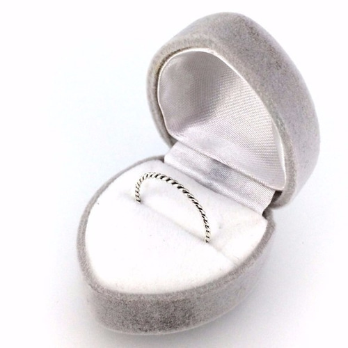 最終お値下げ　  シルバー ツイストデザイン リング シルバー ツイストデザインリング シルバー ツイストデザイン