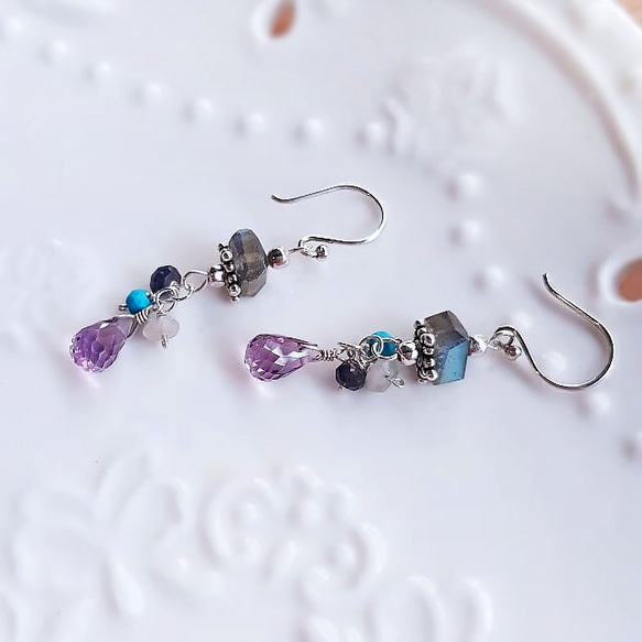 【水晶花園】拉長石‧紫水晶‧土耳其石‧925純銀設計款耳環 第1張的照片