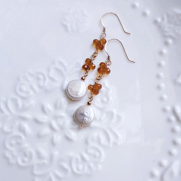 【水晶花園】橘色石榴石‧珍珠‧925銀白K玫瑰金設計款耳環 第1張的照片