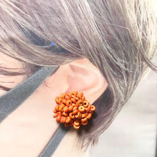 181 ハンドメイド イヤリング オレンジ イヤリング・ノンホールピアス