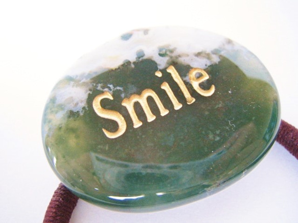 レタリング天然石のヘアゴム<smile> 2枚目の画像