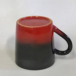 萩焼 マグカップ 黒赤 2枚目の画像
