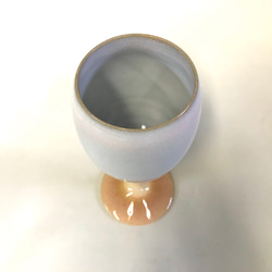 お酒が美味しくなる萩焼 「SAKE CUP」萩酒杯 　白・萩　訳あり奉仕品 3枚目の画像