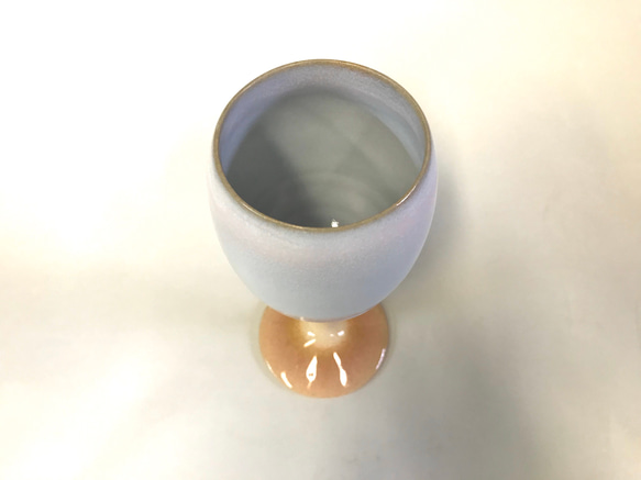 お酒が美味しくなる萩焼 「SAKE CUP」萩酒杯 　白・萩　訳あり奉仕品 3枚目の画像