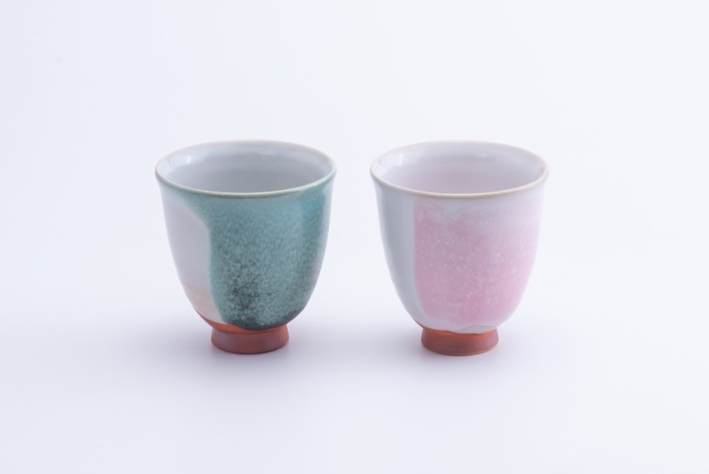 心がほっこり　萩焼ペア湯呑「chasai」　グリーン、ピンク