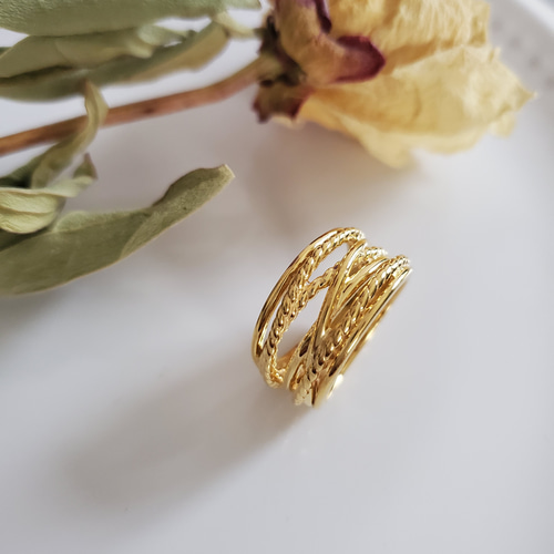 ❣️Overlap ring レイヤードリング、ねじねじ巻きゴールド