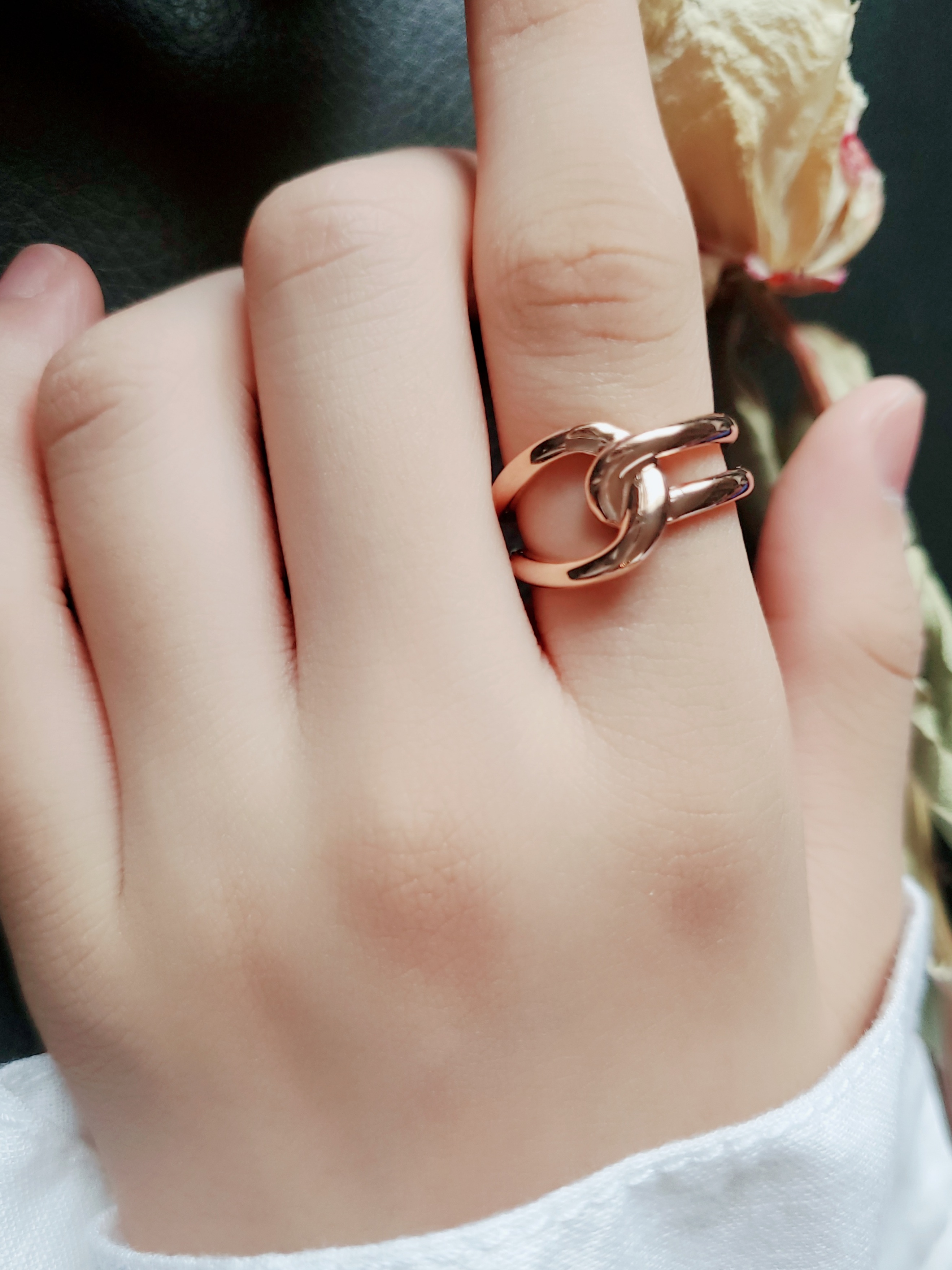 大人気❣️☆asymmetry ピンクゴールド Rs-05　ノットリング