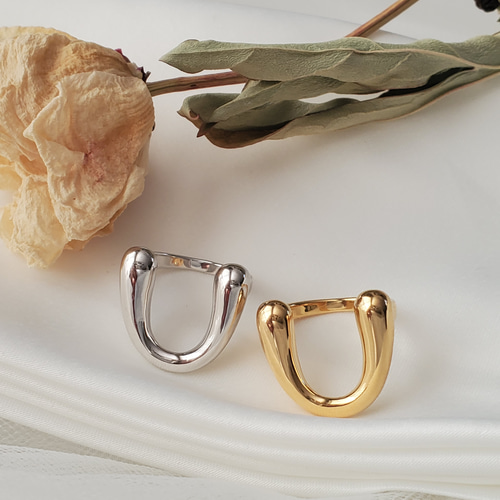 ホースシューリング、馬蹄SV925お守りリング RS-79 指輪・リング Ring