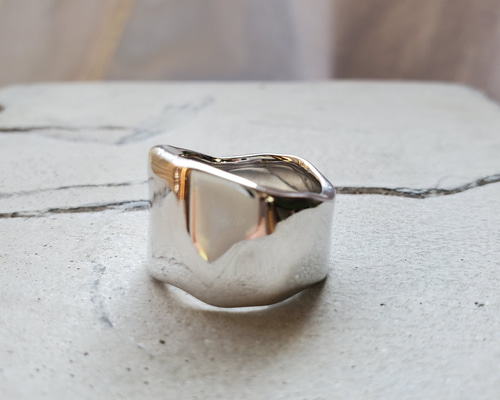 1_747bee196abc7e11363e6e28b7f9