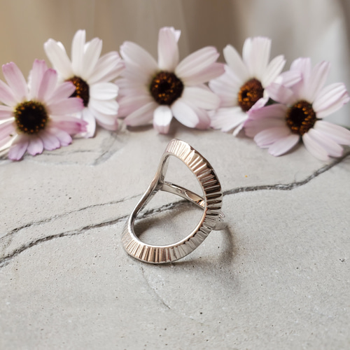 テクスチャーサークルシルバーリング RS-94 大ぶり オーバル 存在感