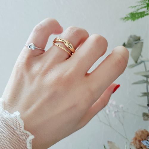 いびつ 、ダブルラインウェーブ重ねつけ2連ゴールドリングRS-92 指輪