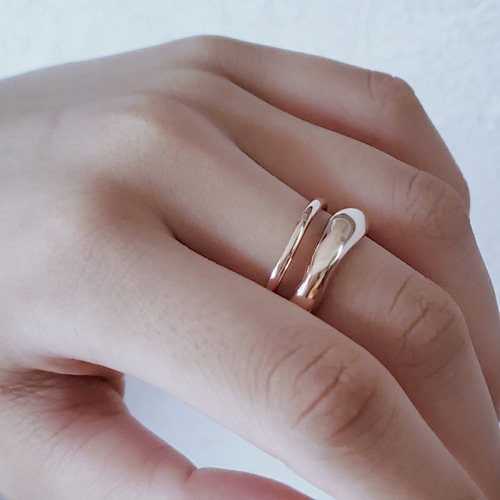 いびつ 、ダブルラインウェーブ重ねつけ2連ピンクゴールドリングRS-92