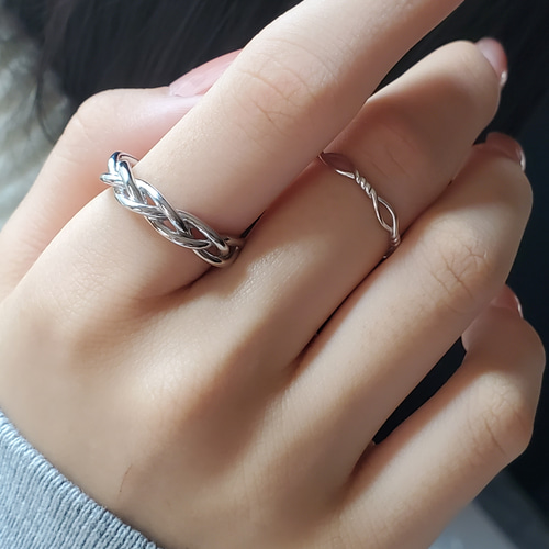 編み込みリング❤️シルバーリング❤️RS-136 指輪・リング Ring and I