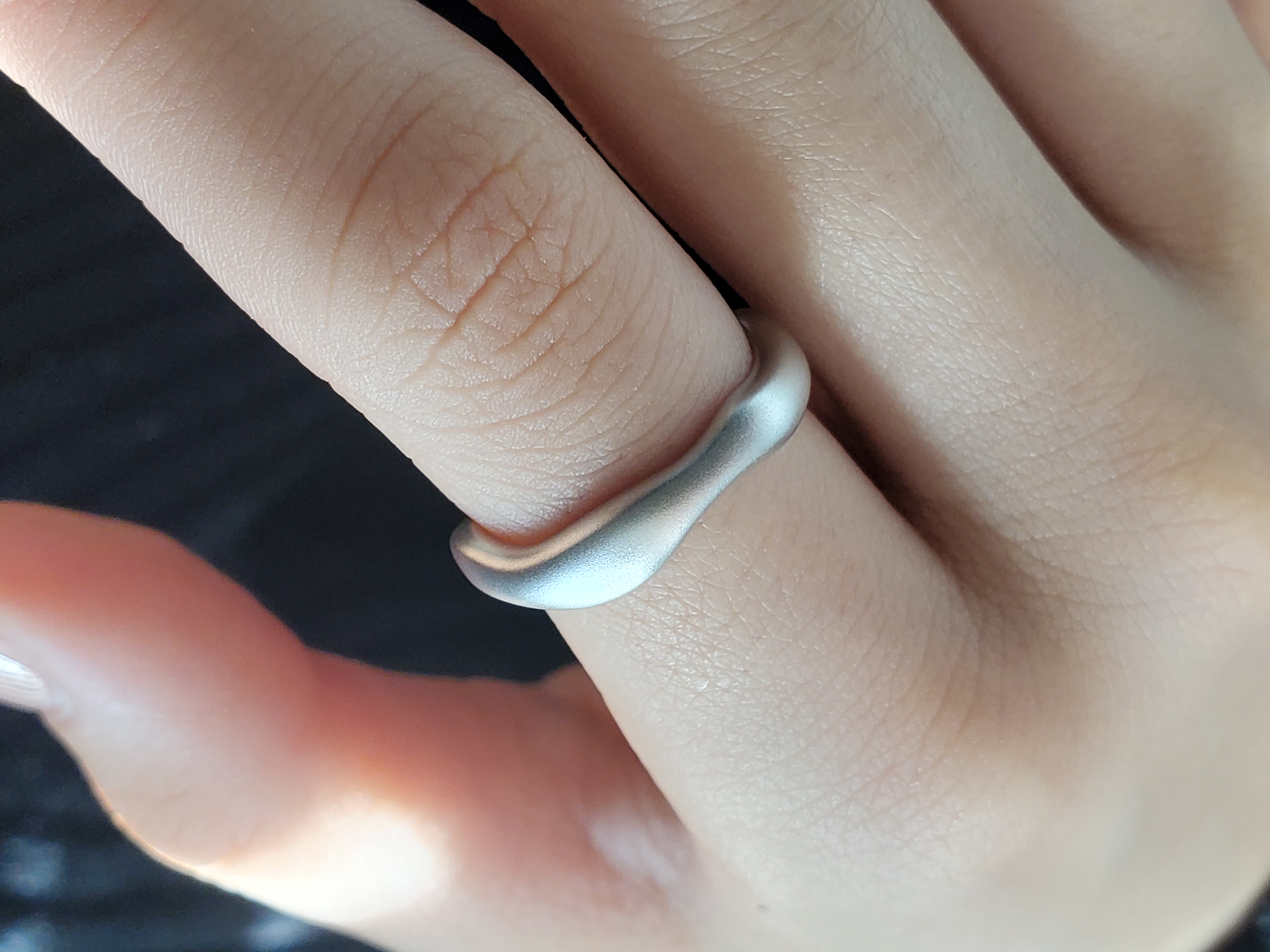 ウェーブリング　末永く使えるリングマット仕上げ RS-76やさしいフォルムのシルバーリング