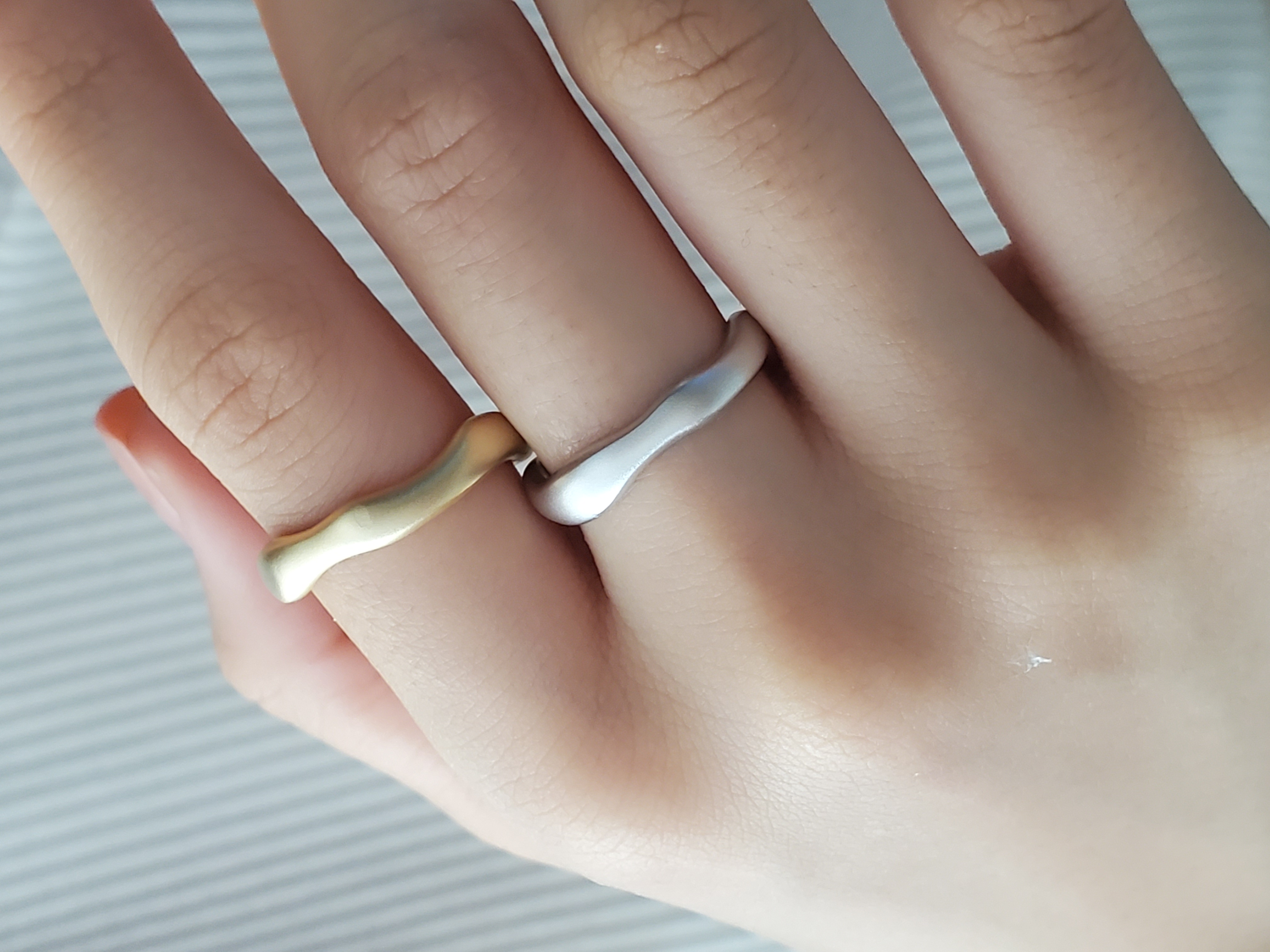 ウェーブリング　末永く使えるリングマット仕上げ RS-76やさしいフォルムのシルバーリング