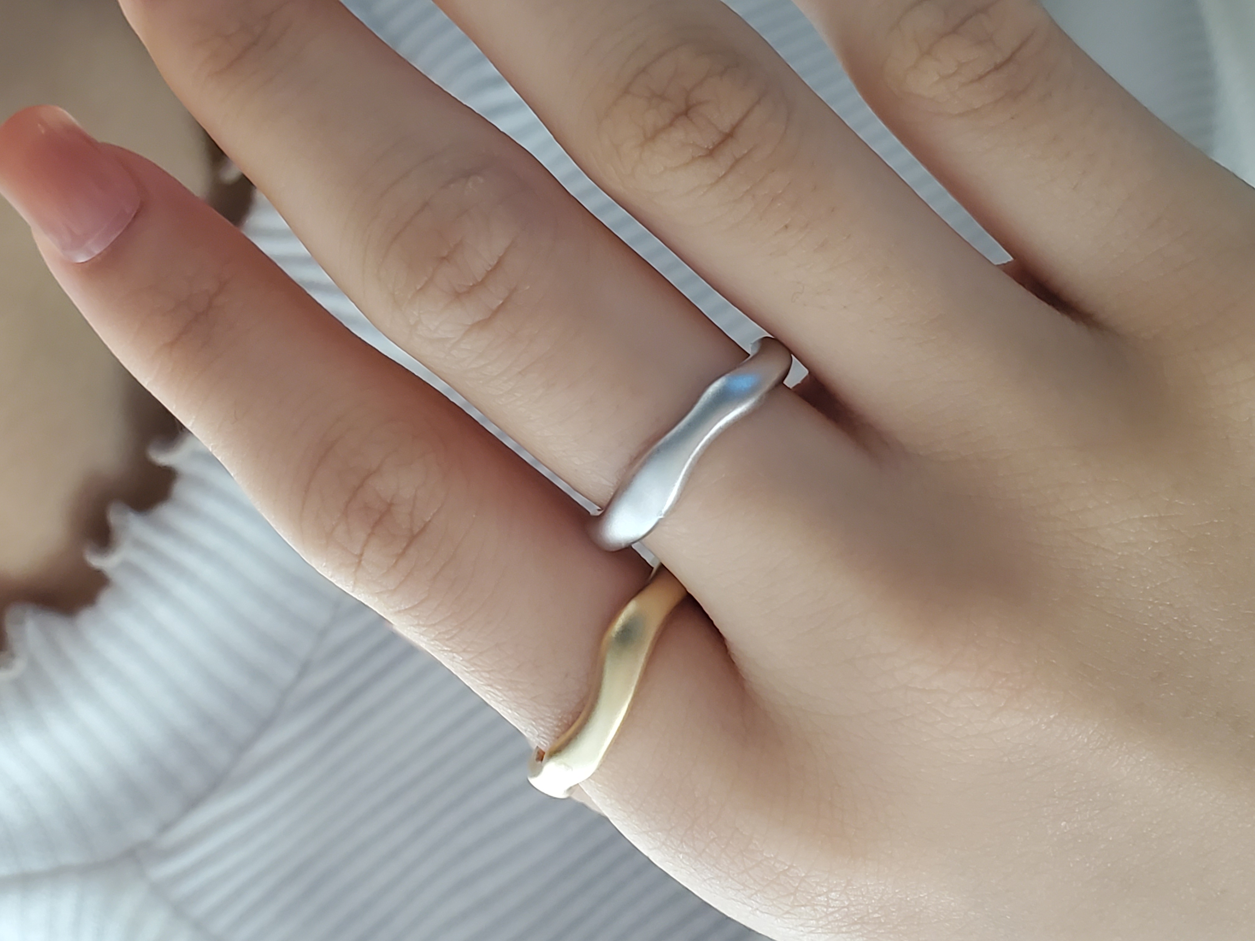 ウェーブリング　末永く使えるリングマット仕上げ RS-76やさしいフォルムのシルバーリング