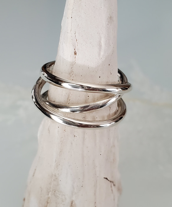 大人気❣️　triple ring シルバー透かしリングsv925,3連りんぐ RS-25 11枚目の画像