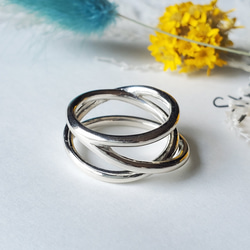 大人気❣️　triple ring シルバー透かしリングsv925,3連りんぐ RS-25 2枚目の画像