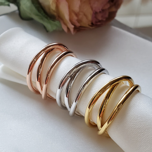 大人気❣️ triple ring ゴールド透かしリングK18GP,3連 RS-25