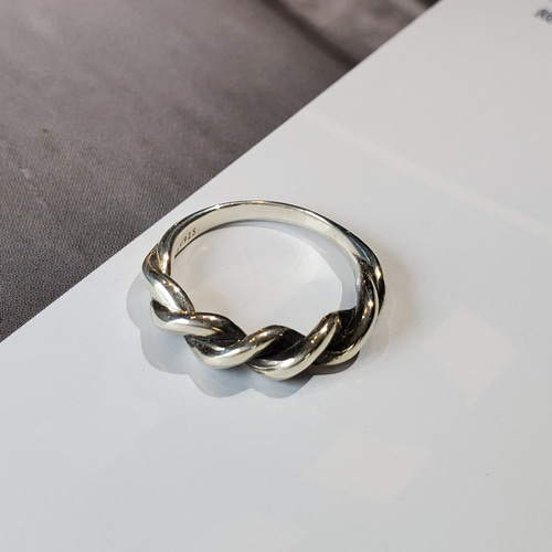 ツイストシルバーリング、ねじねじリング RS-46 指輪・リング Ring and