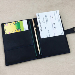 皮革護照套 護照夾 出國 證件套 存摺收納 皮革手作 卡片收納 皮革 收納 行事曆皮夾 信用卡收納夾 皮革卡片夾 第4張的照片