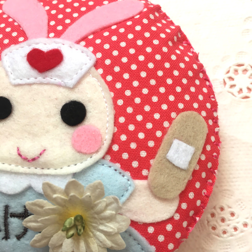 フェルトの名札☆うさぎの看護師さん☆看護実習 保育実習に☆彡