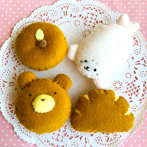 かわいいパン屋さん】フェルトのおもちゃ おままごと 動物パン 乗り物