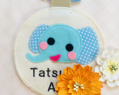 刺繍オーダー承ります☆彡＊ラインストーン刺繍チャーム＊製作に