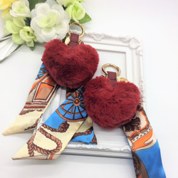 【送料無料】ハート型ファーとスカーフのバレンタインバッグチャーム 4枚目の画像