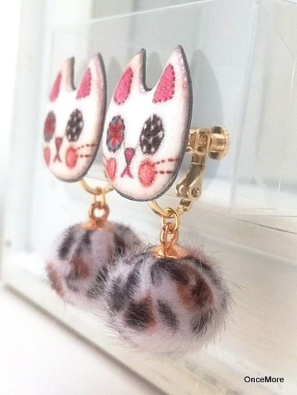 メルヘン猫とフリフリしっぽのイヤリング 8枚目の画像