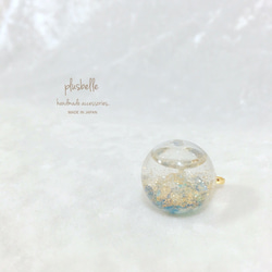 petit ガラスドーム〜blue〜ノンホールイヤリング 3枚目の画像