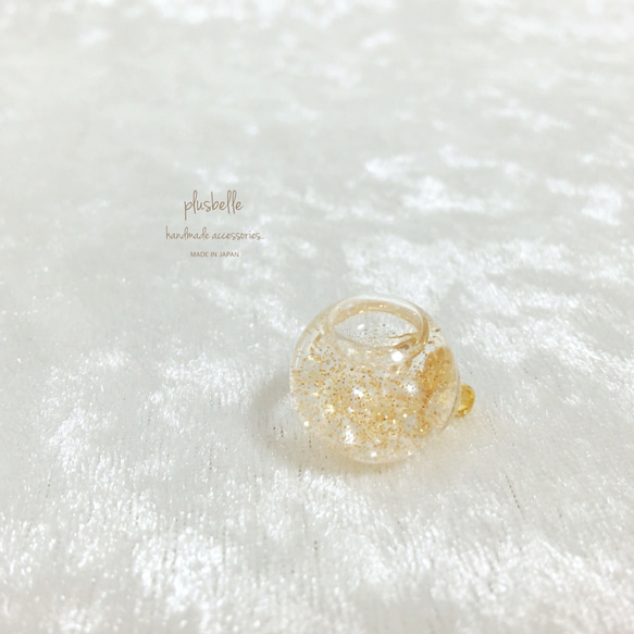 petitl pearl 玻璃圓球無耳洞耳環 第3張的照片