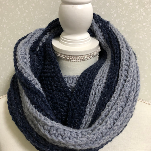 手編みスヌード（紺グレー）ネックウォーマー ハンドメイド スヌード