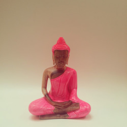 仏陀 \ タマリンドの木の手作り \ ネオンピンク 1枚目の画像