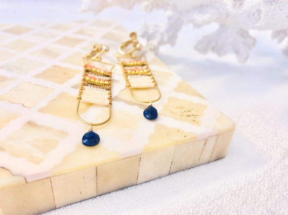 <New! 2019>　Holiday earrings by Slow jewelry 3枚目の画像