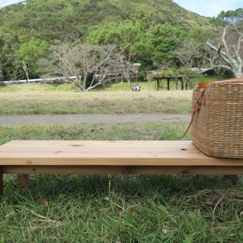 杉と檜のシンプルなローベンチ ソファ・ベンチ 暮らしの木彫り舎 通販