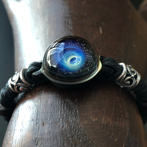 宇宙ガラスのブレスレット（ボロシリケイトガラス）メンズ