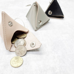 TETRA：モノトーン三角のテトラ型ミニケース（小銭入れ）コンパクト